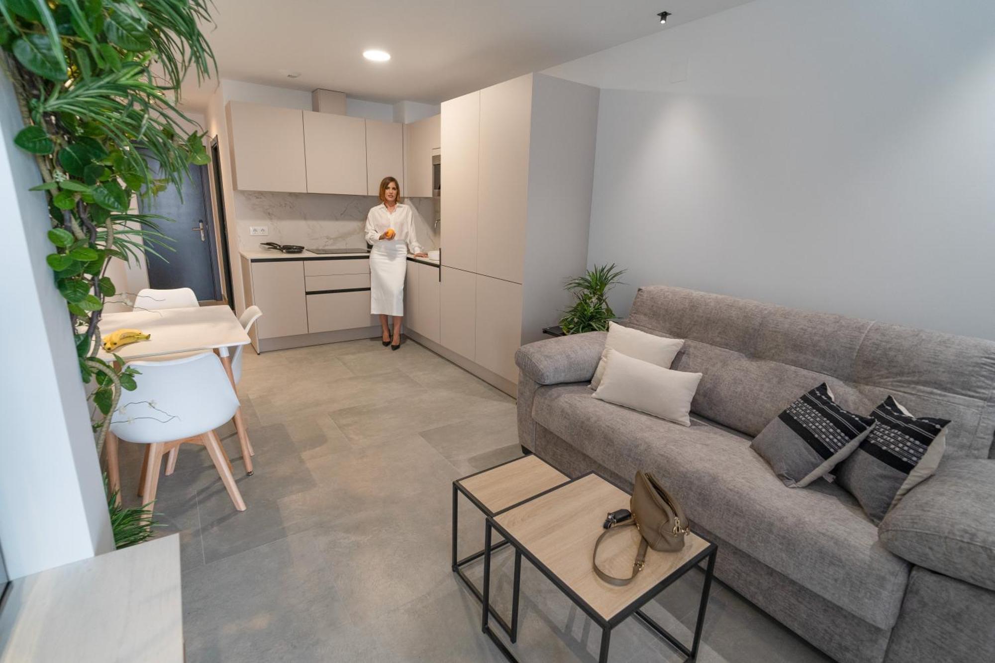 Riam Suites Apartamentos Los Palacios Y Villafranca Exteriör bild