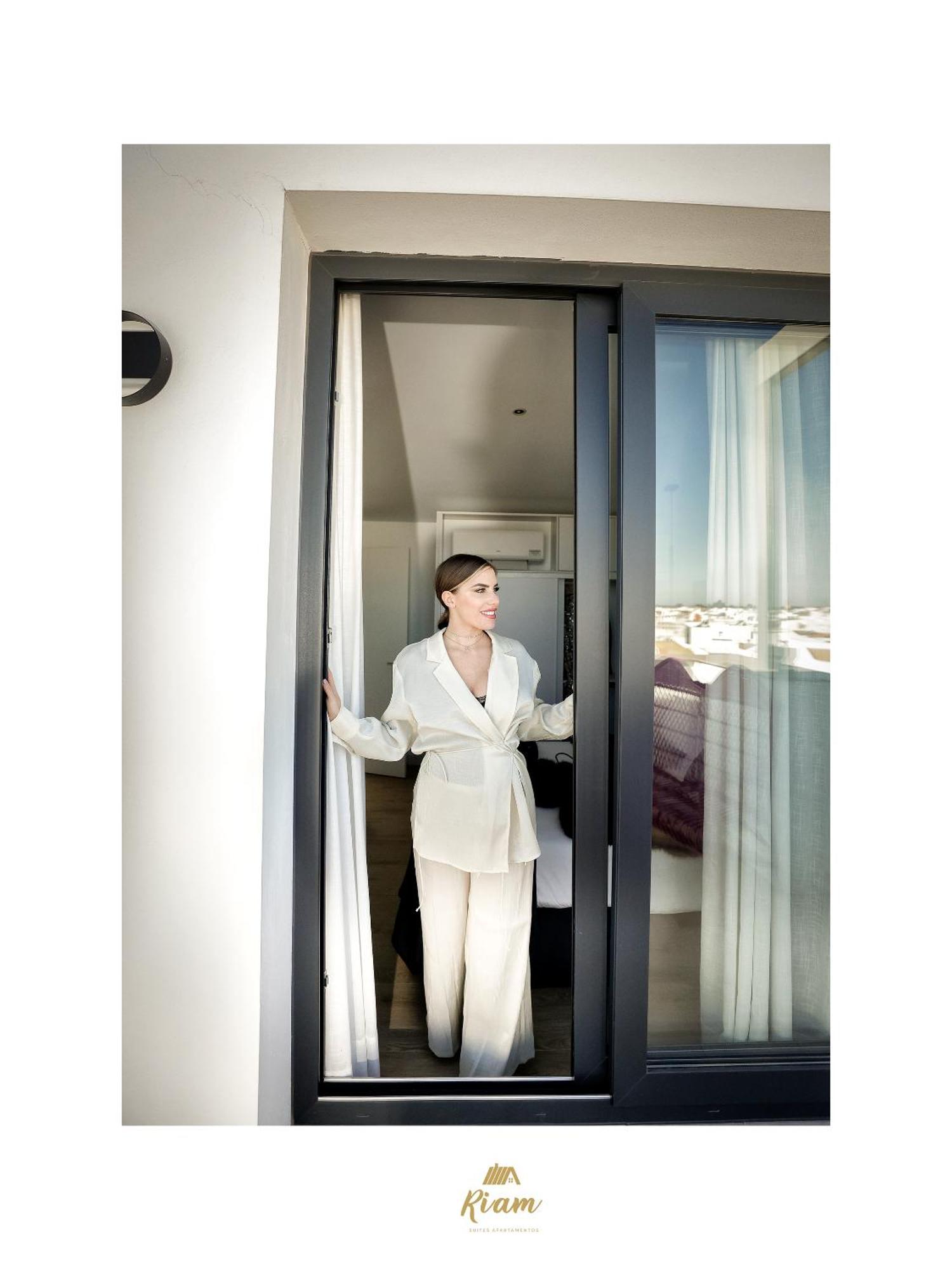 Riam Suites Apartamentos Los Palacios Y Villafranca Exteriör bild